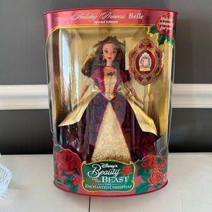 🆕 Disney Holiday Princess Belle from Beauty & The Beast Enchanted Christmas